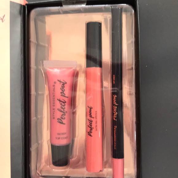 Lip liner - Picture 3 of 4